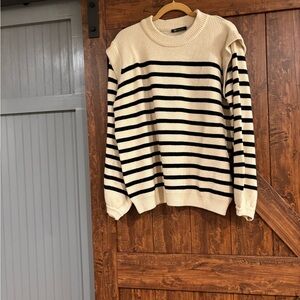 Pretty Garden sweater. Size XL. Never worn. Black and cream